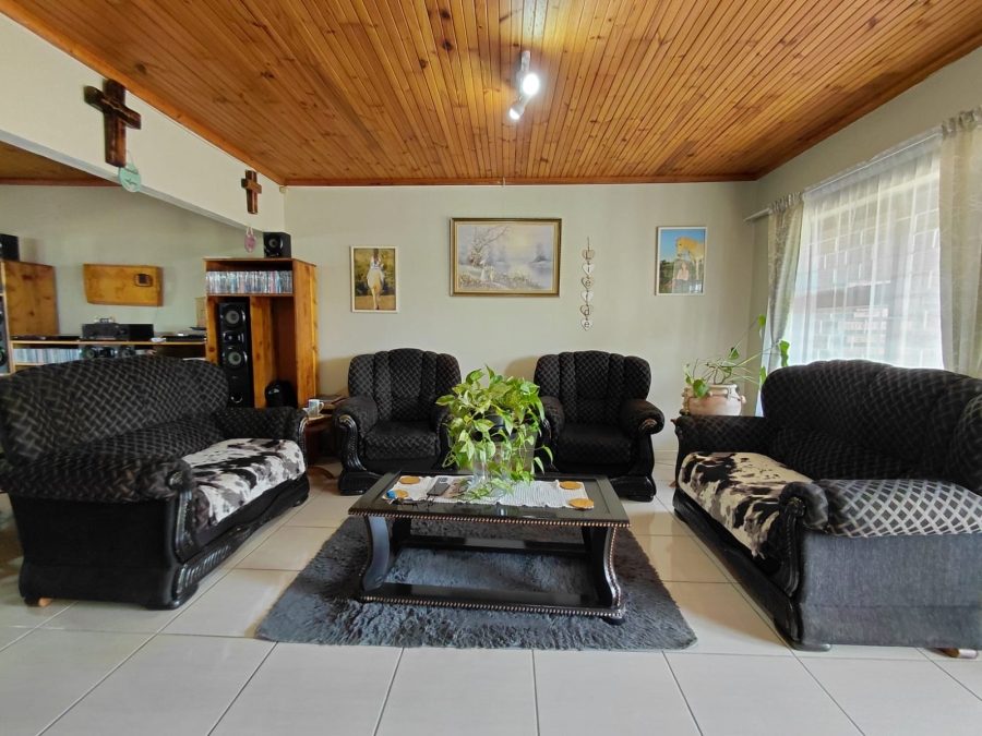 3 Bedroom Property for Sale in C Place Eastern Cape